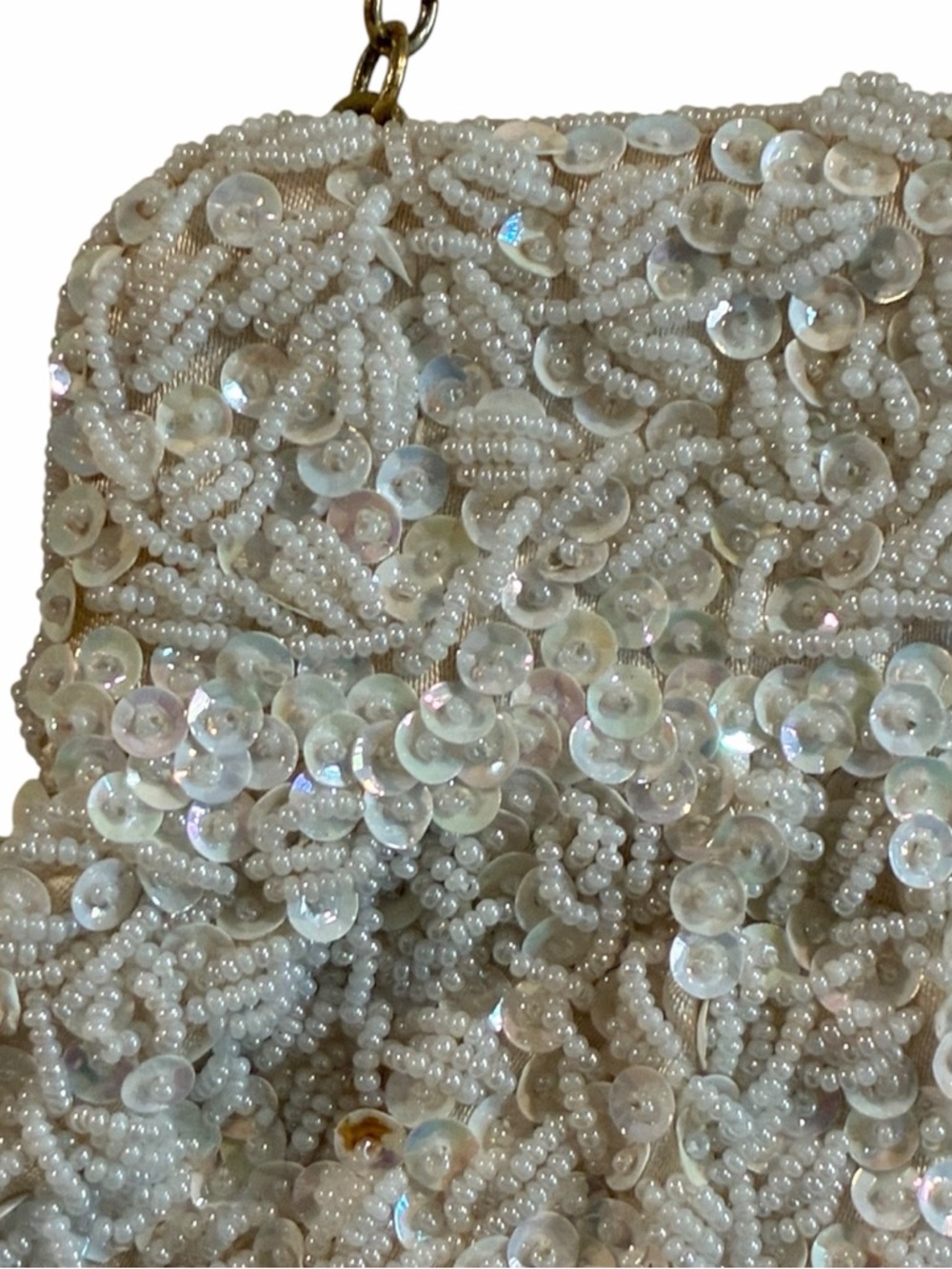 Vintage Hand Beaded Evening Bag with Gold Tone Chain and Faux Diamond Clasp - Picture 4 of 10